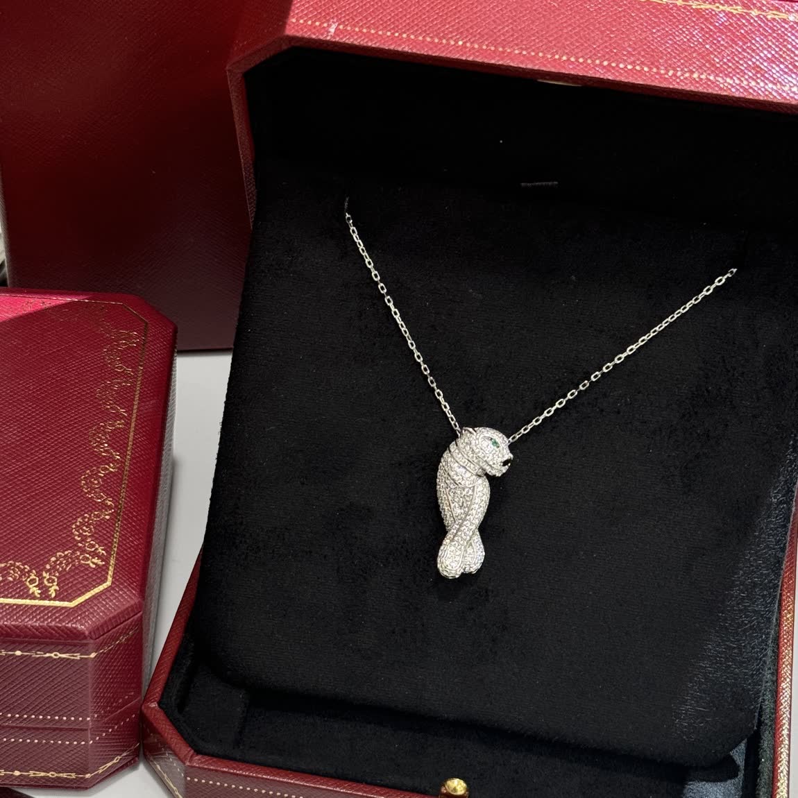 Cartier Emerald Eye Diamond Panther Pendant Necklace