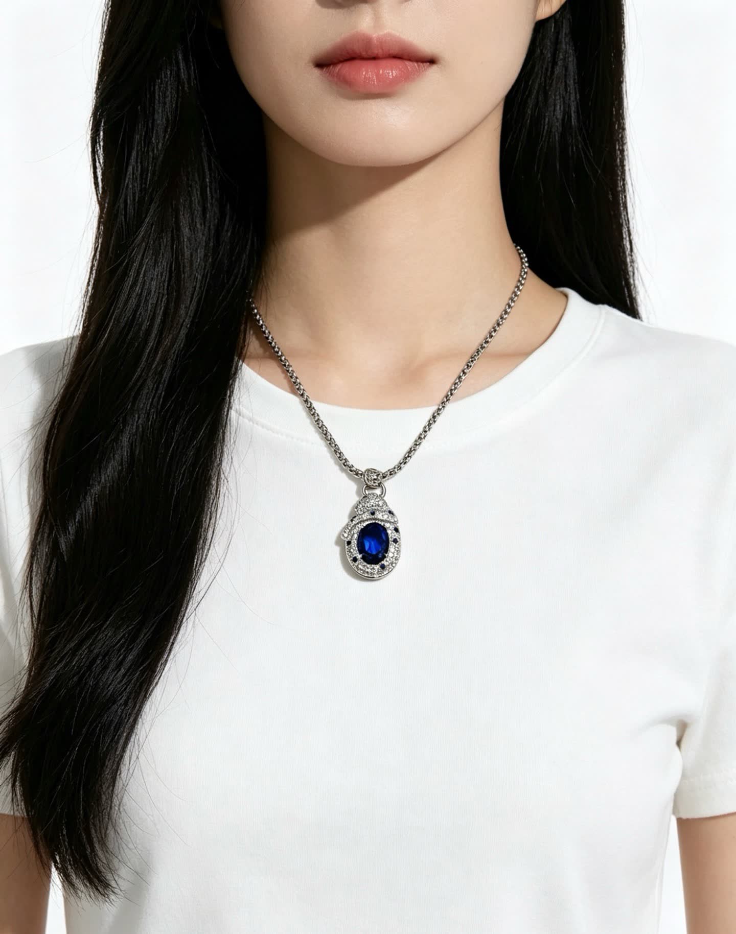 Cartier Elegant Silver Blue Gemstone Pendant Necklace
