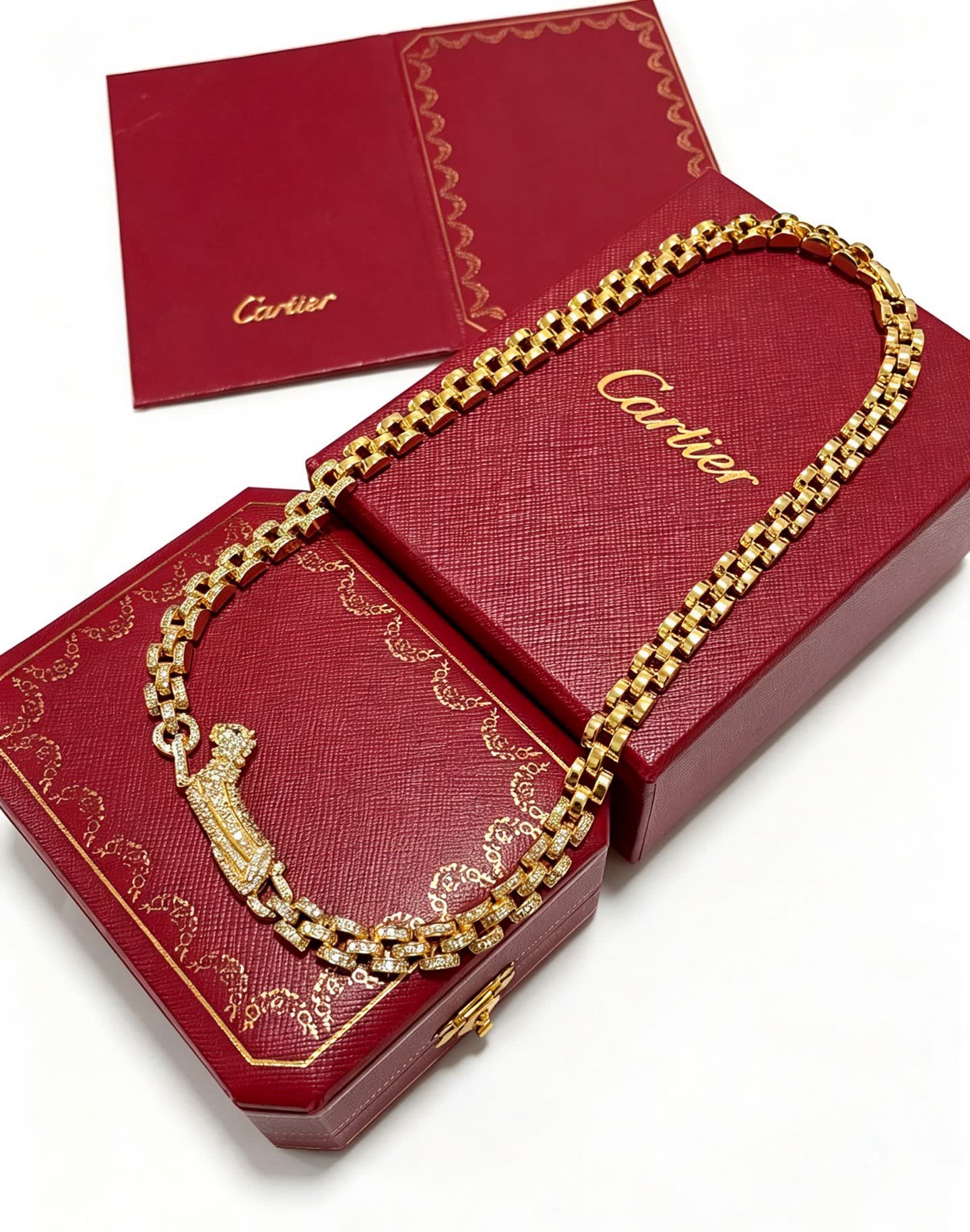 Cartier Panthere de Cartier Diamond Gold Necklace