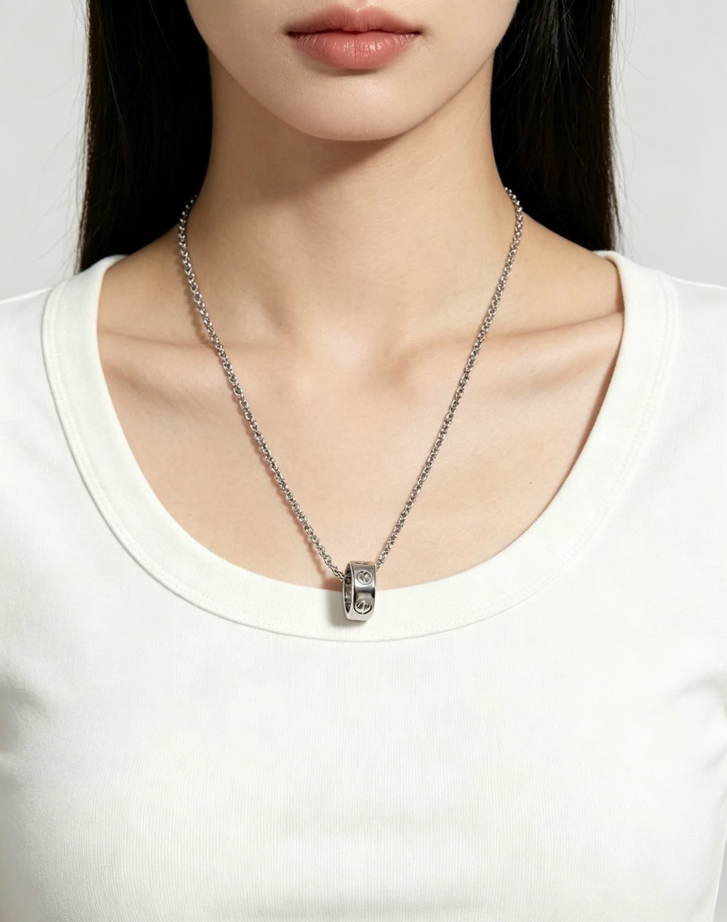Cartier No.5 Ring Pendant Necklace