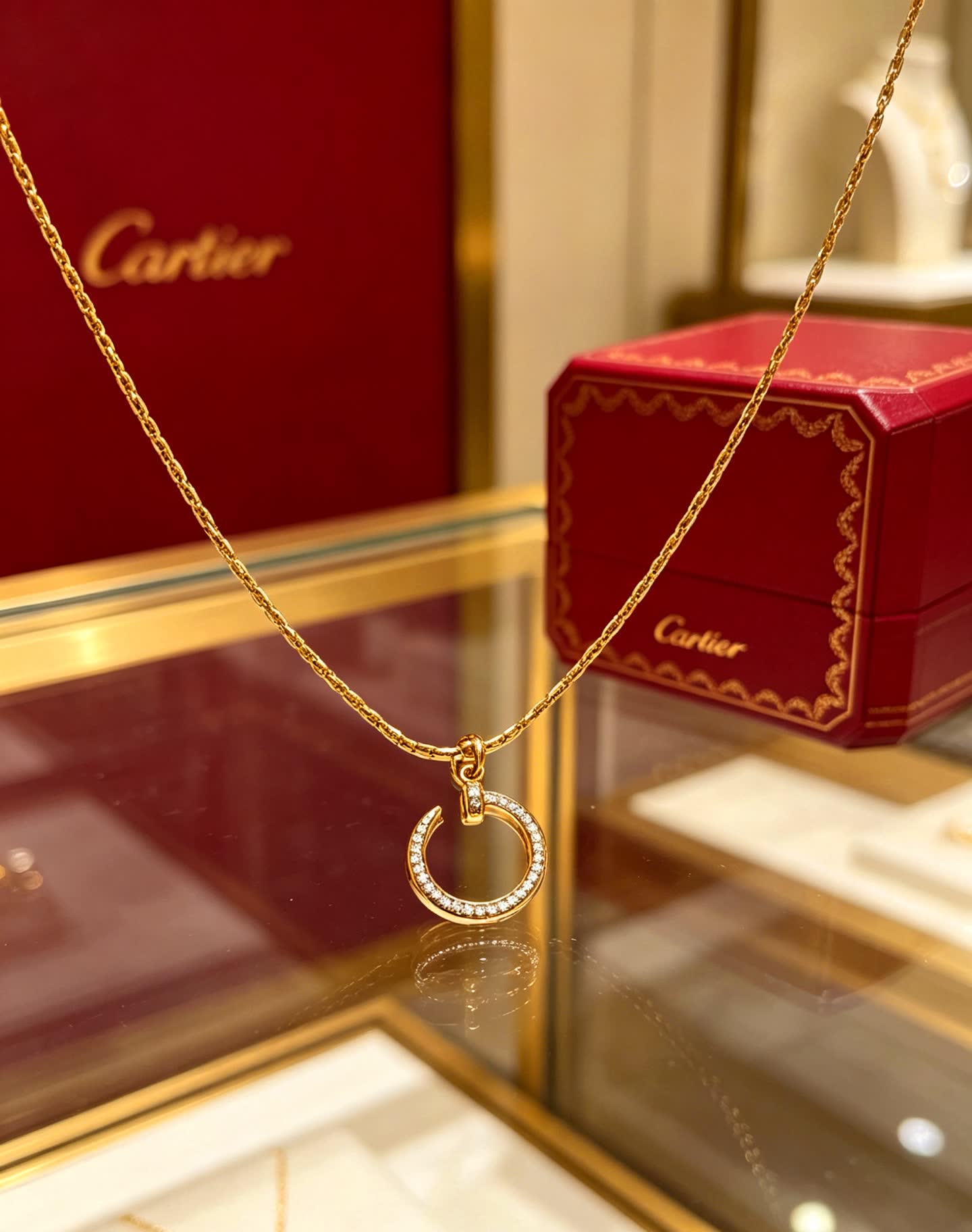 Cartier Gold Circle Pendant Necklace