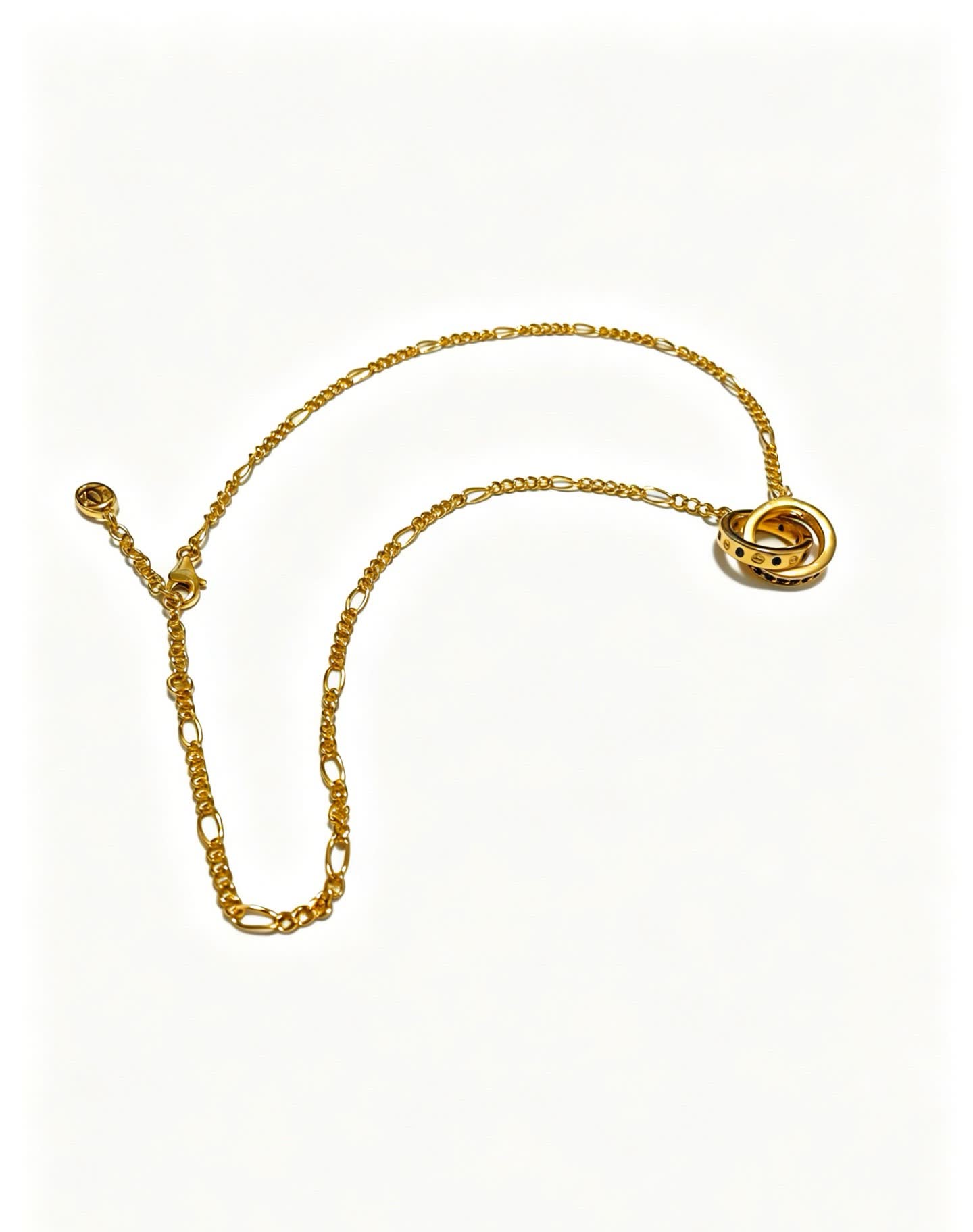 Cartier Gold Interlocking Rings Necklace