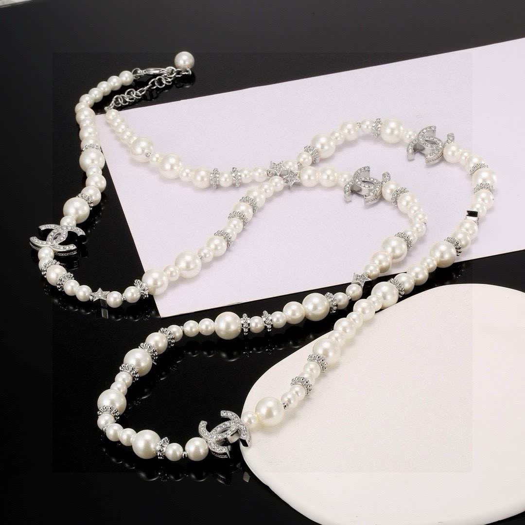 Chanel Pearl Necklace and Bracelet Set