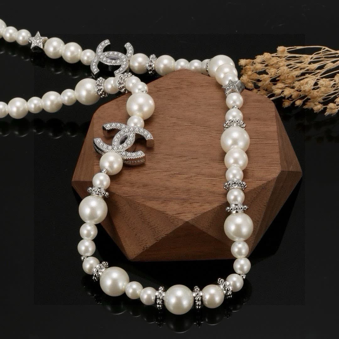 Chanel Pearl Necklace and Bracelet Set