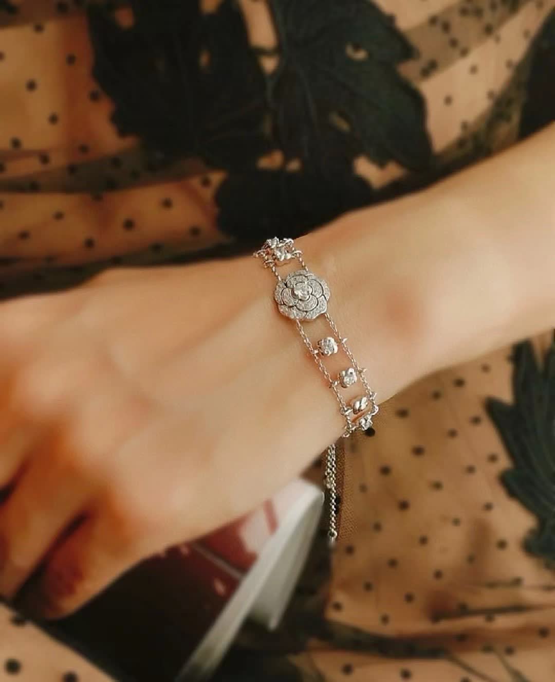 Chanel Silver Flower Diamond Necklace Chanel Silver Flower Diamond Necklace