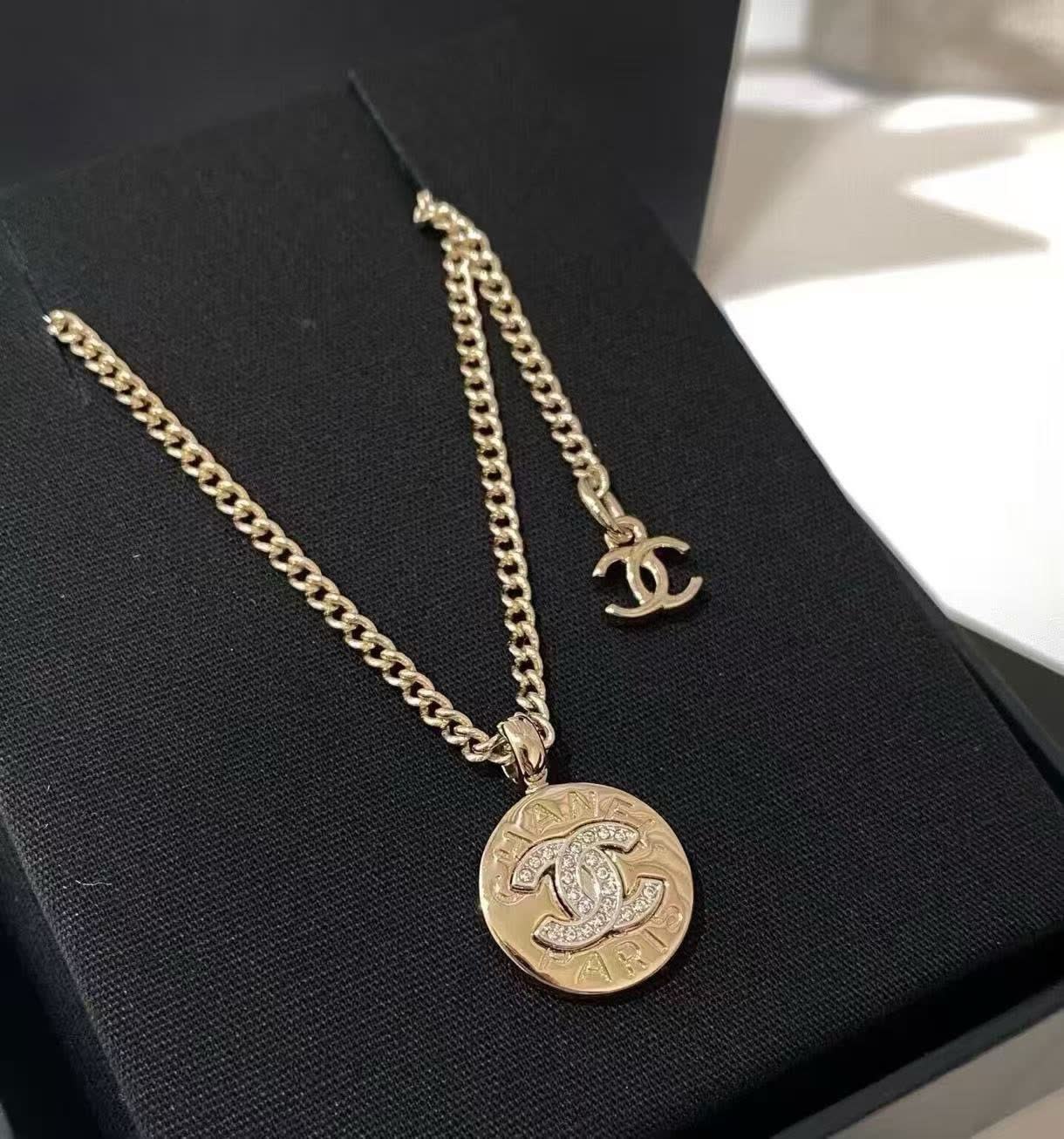 Chanel CC Coin Pendant Necklace Chanel CC Coin Pendant Necklace