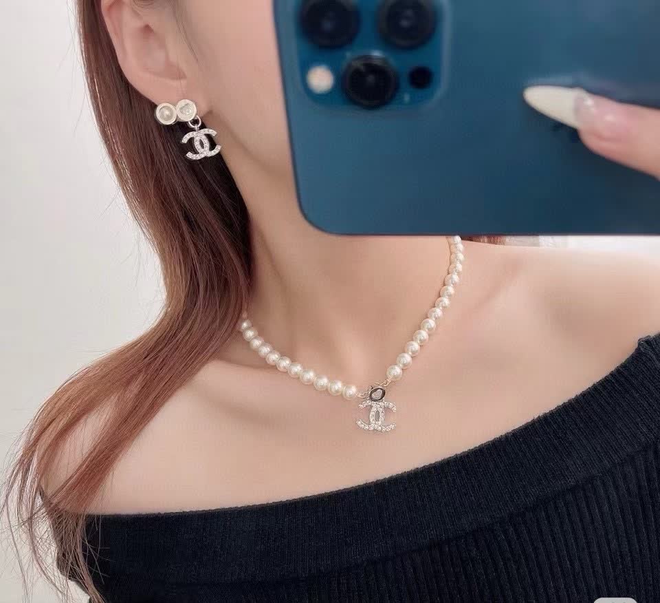 Chanel Pearl Necklace with CC Pendant