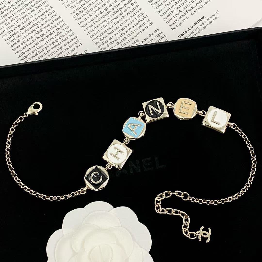 Chanel CC Logo Necklace
