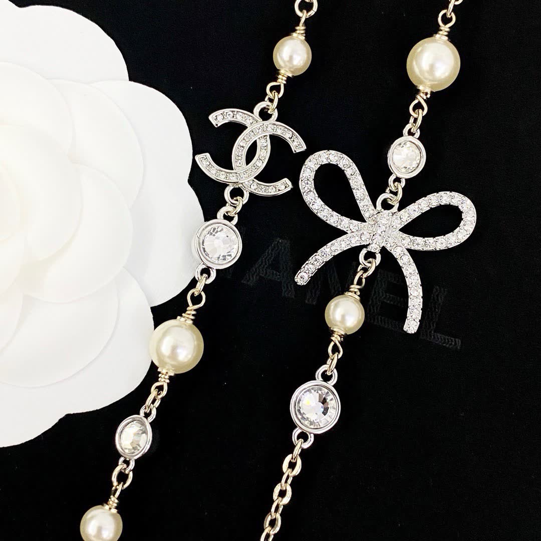 Chanel CC Pearl Chain Necklace