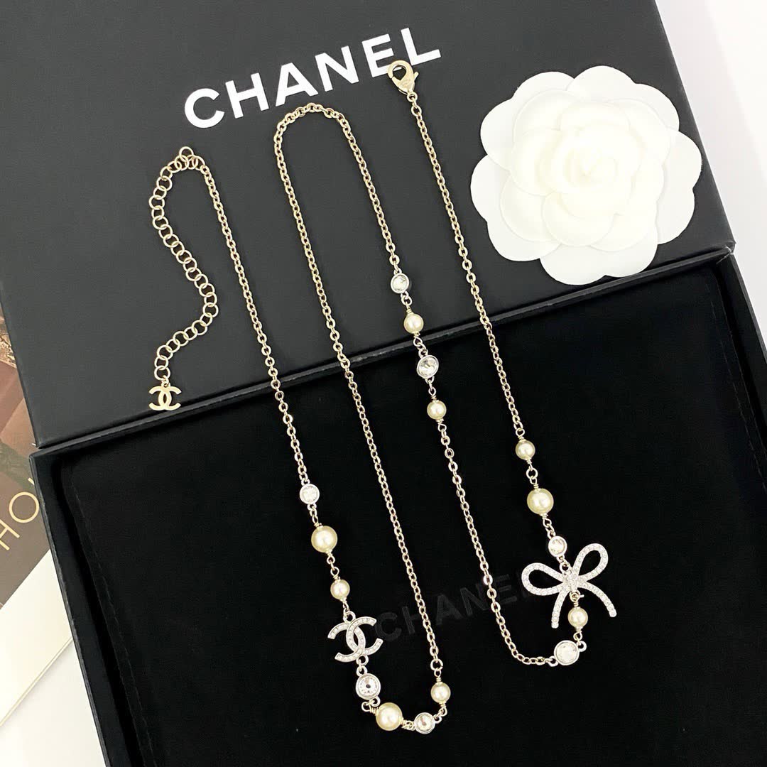 Chanel CC Pearl Chain Necklace