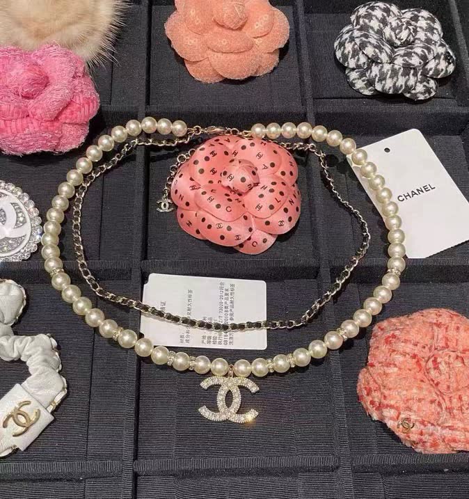 Chanel CC Pearl Necklace