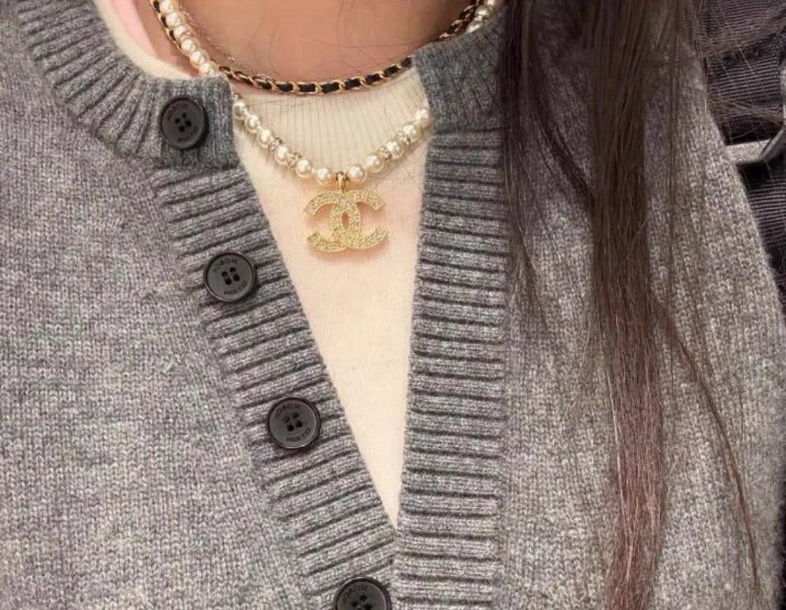 Chanel CC Pearl Necklace