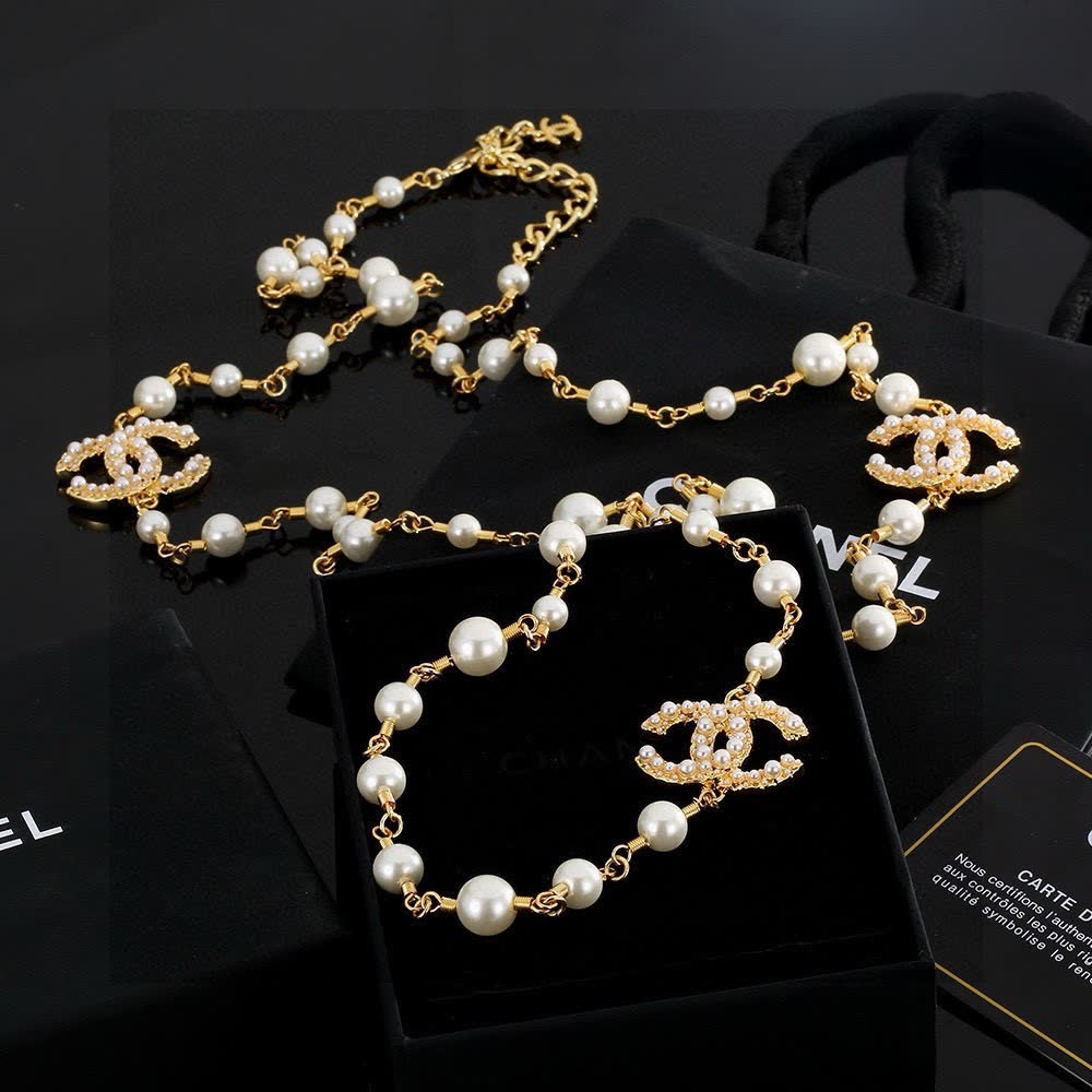 Chanel Pearl & CC Logo Necklace