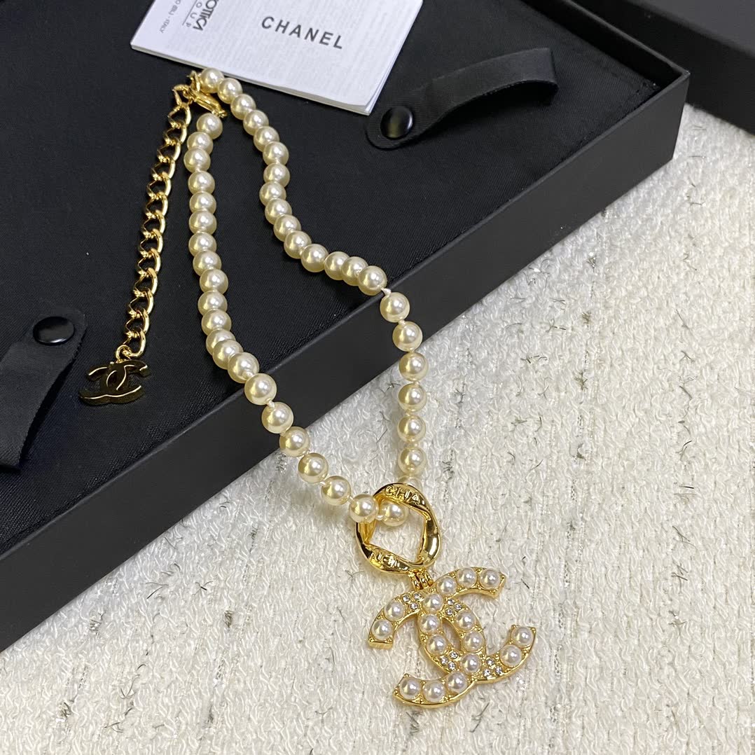 Chanel Pearl Necklace with CC Pendant