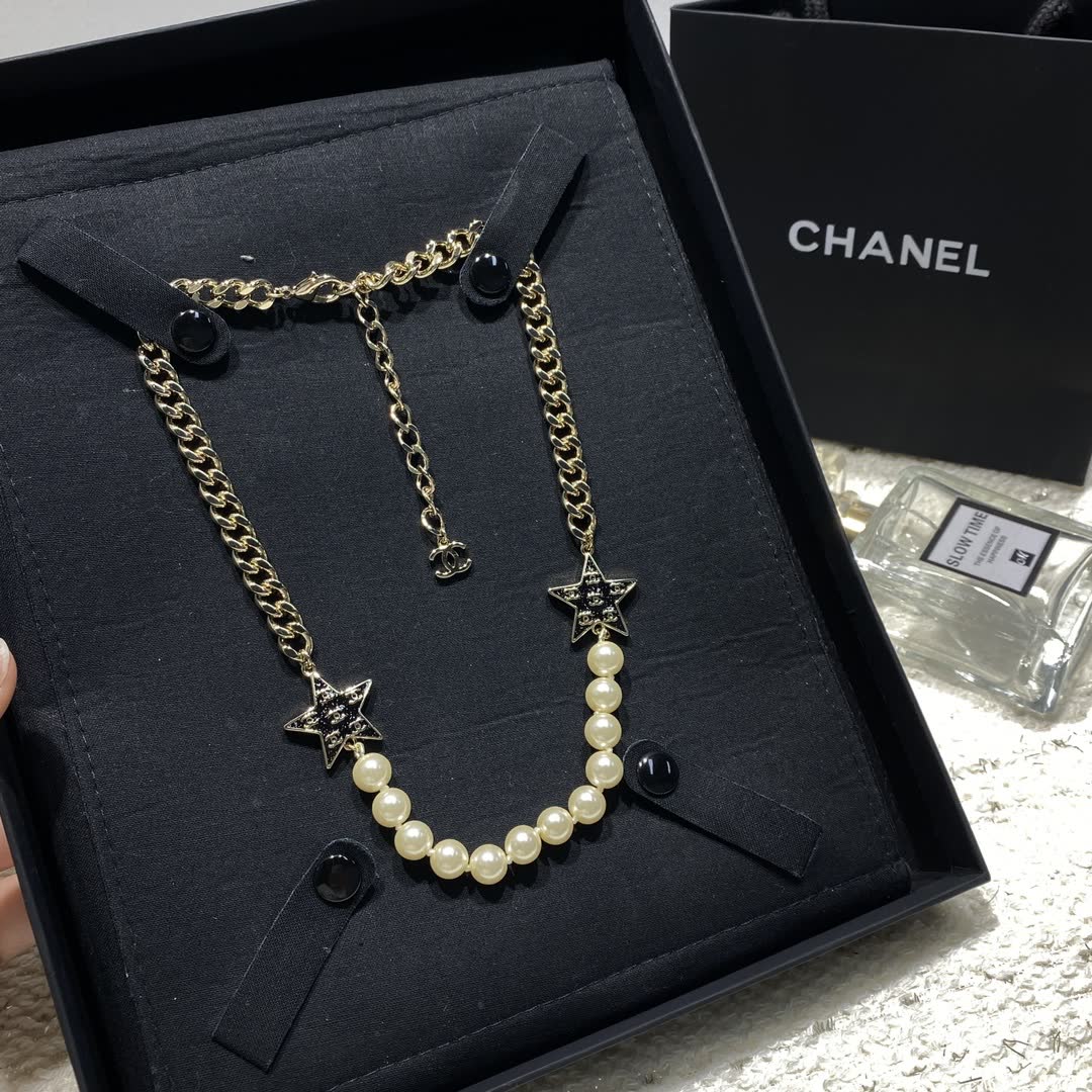 Chanel Star and Pearl Necklace