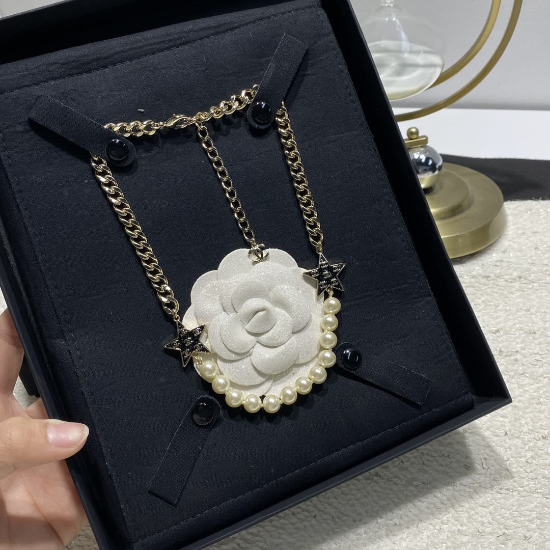 Chanel Star and Pearl Necklace
