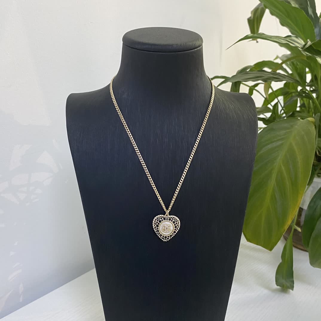 Chanel Gold Heart Pendant Necklace