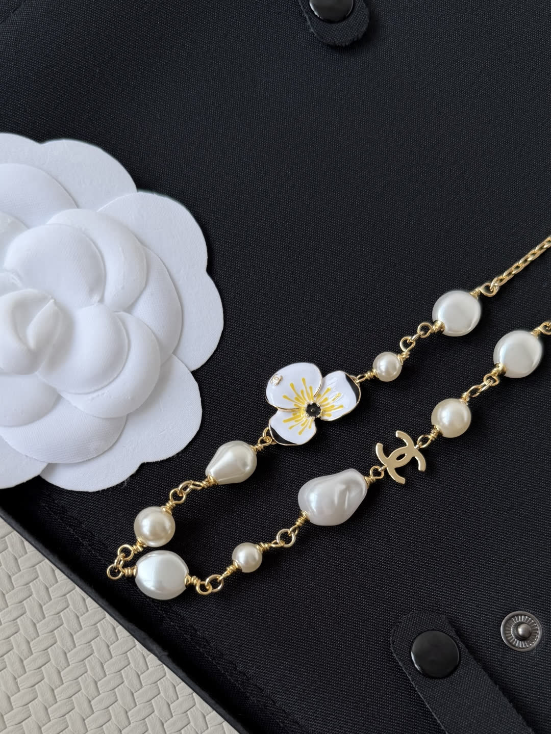Chanel Elegant Pearl and Enamel Flower Necklace
