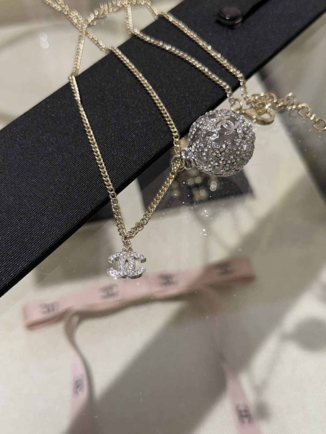 Chanel Star and CC Logo Necklace Set