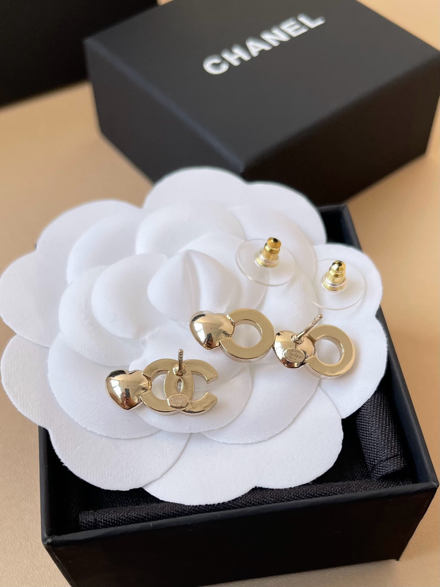 Chanel CC Logo Pearl and Black Bead Necklace