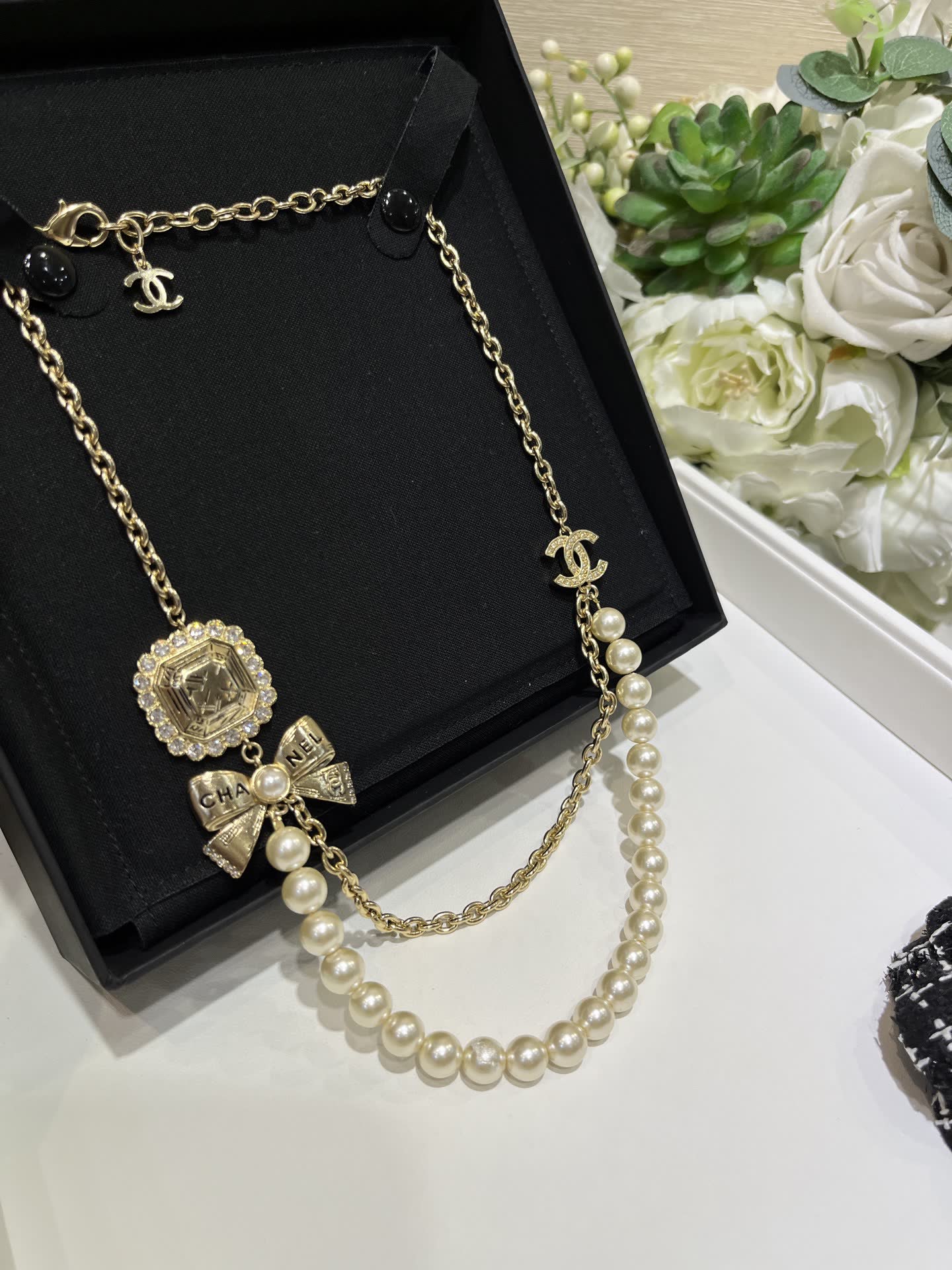 Chanel Pearl and Chain Necklace