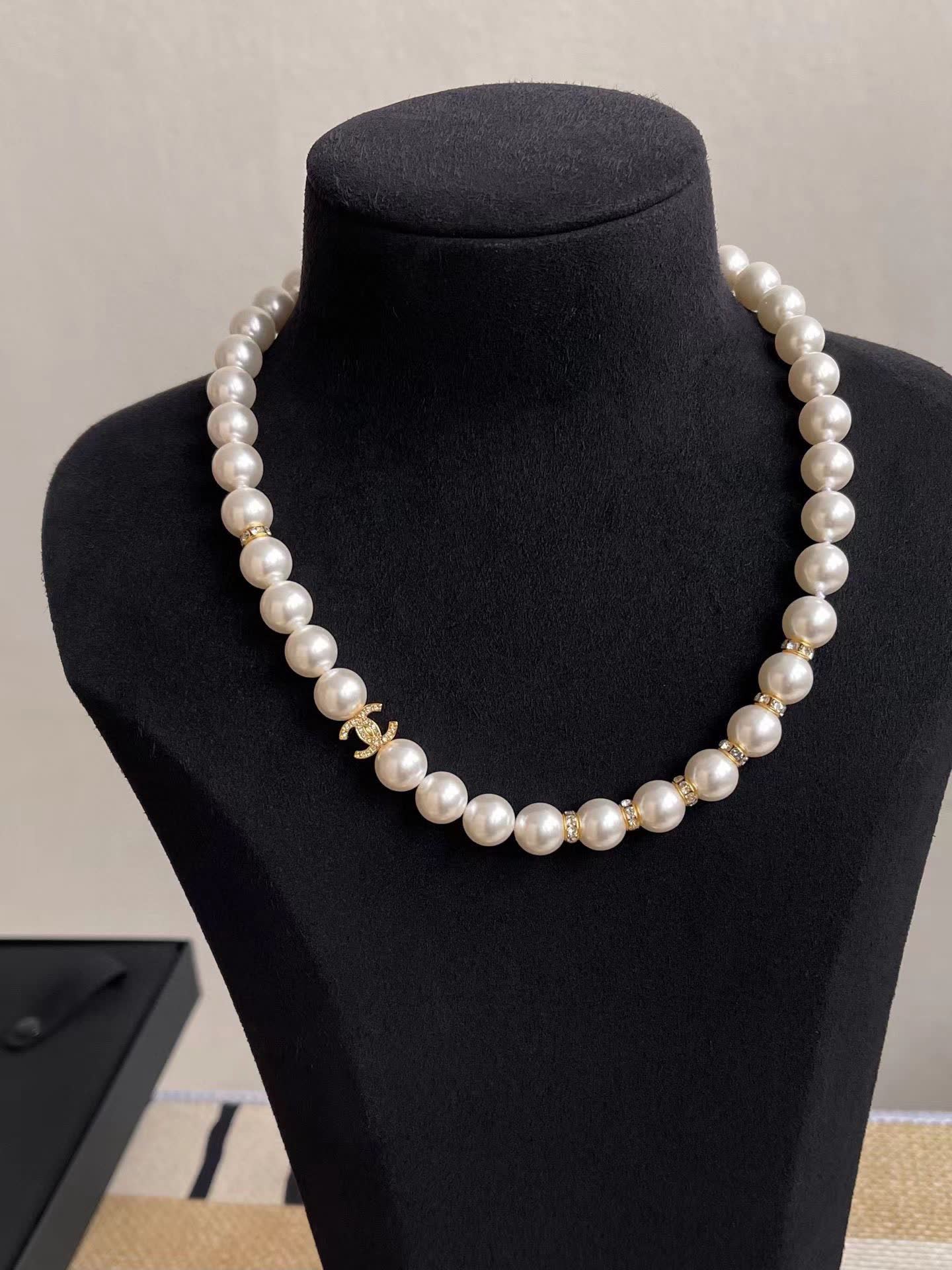 Chanel Pearl Necklace and Bracelet Set