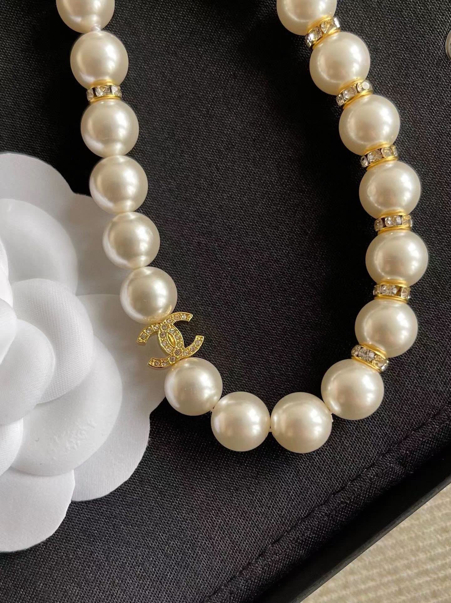 Chanel Pearl Necklace and Bracelet Set