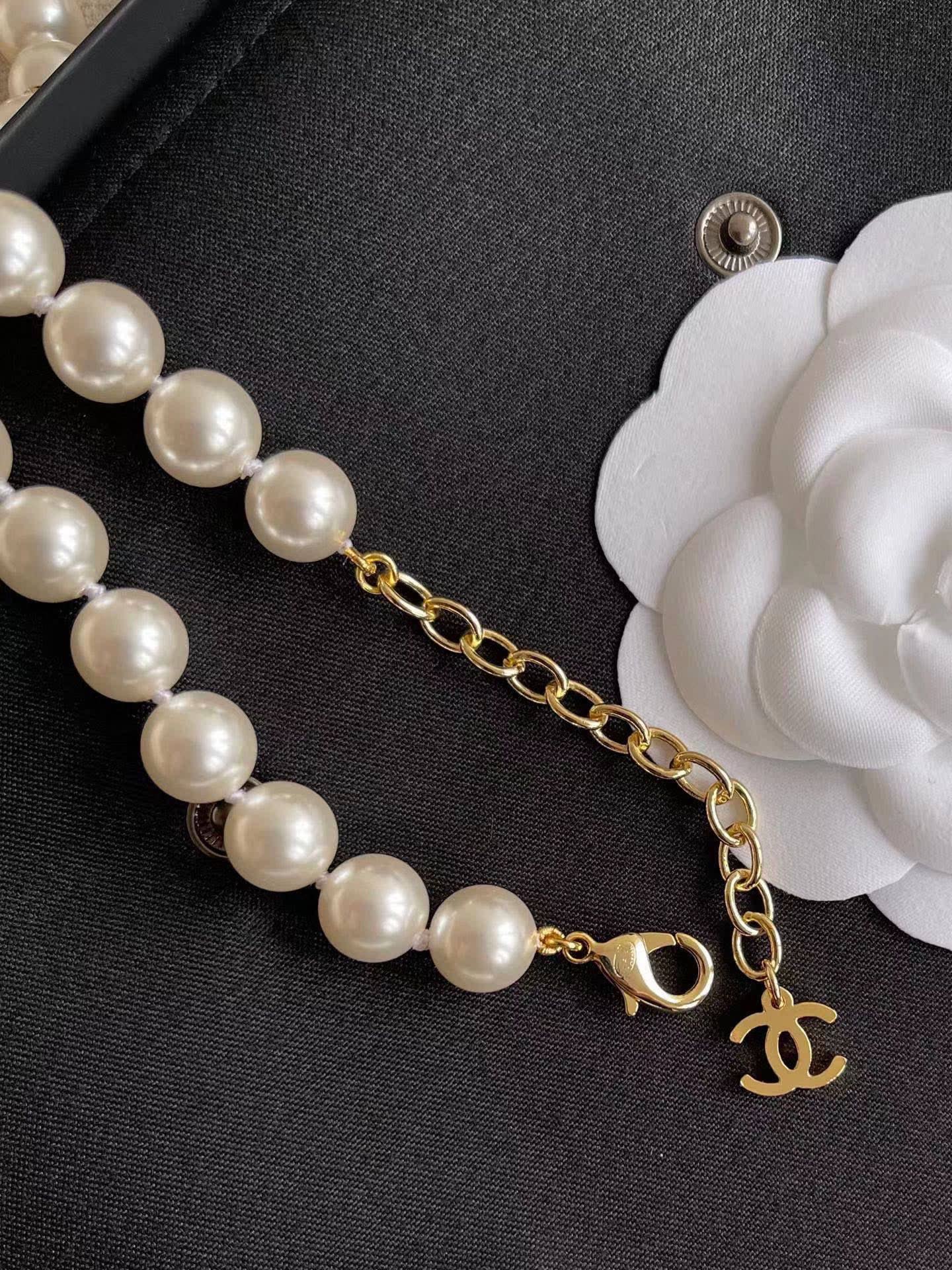Chanel Pearl Necklace and Bracelet Set