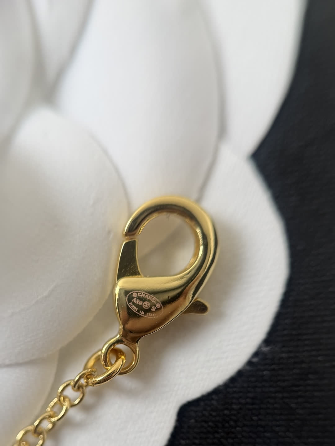Chanel Chic Pearl Necklace with Gold Accents