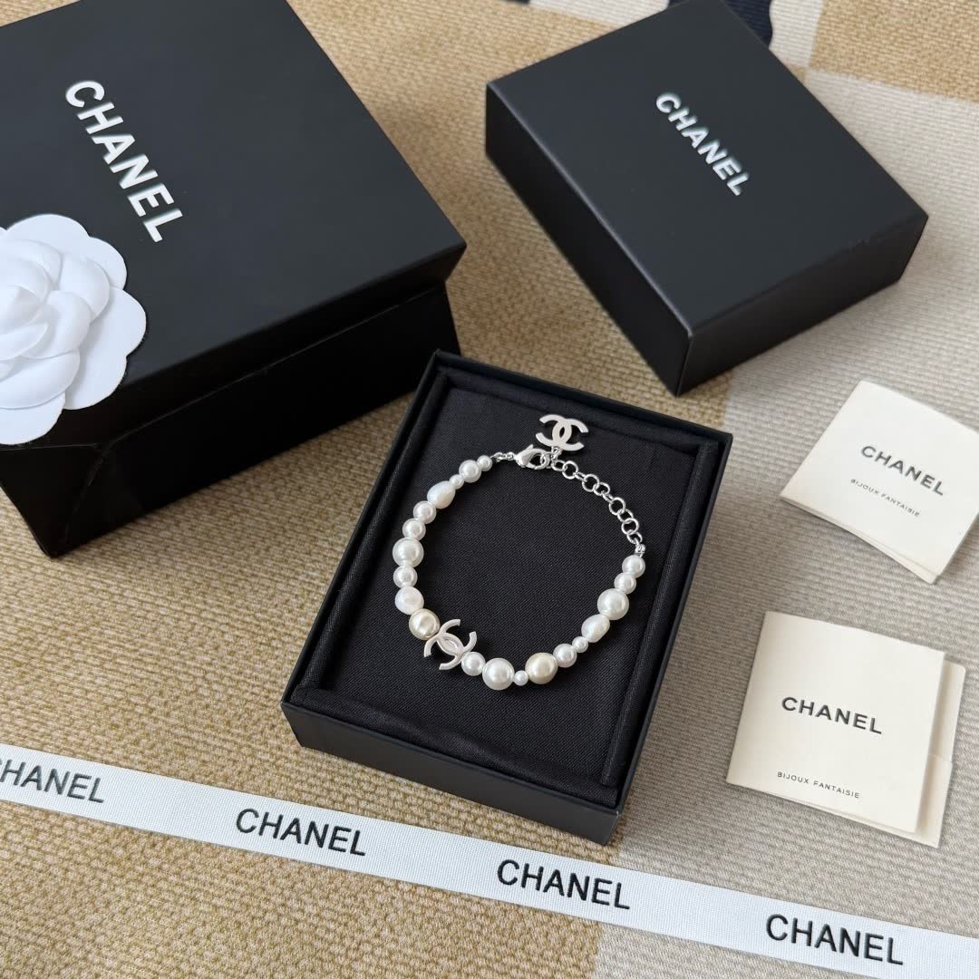 Chanel Pearl Bracelet and Necklace Set