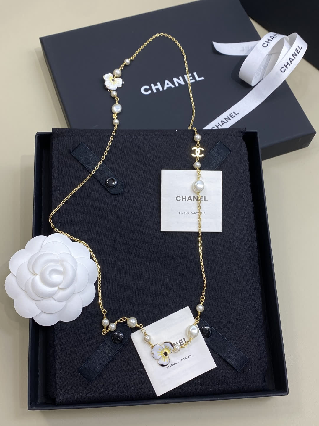 Chanel Pearl and Flower Chain Necklace