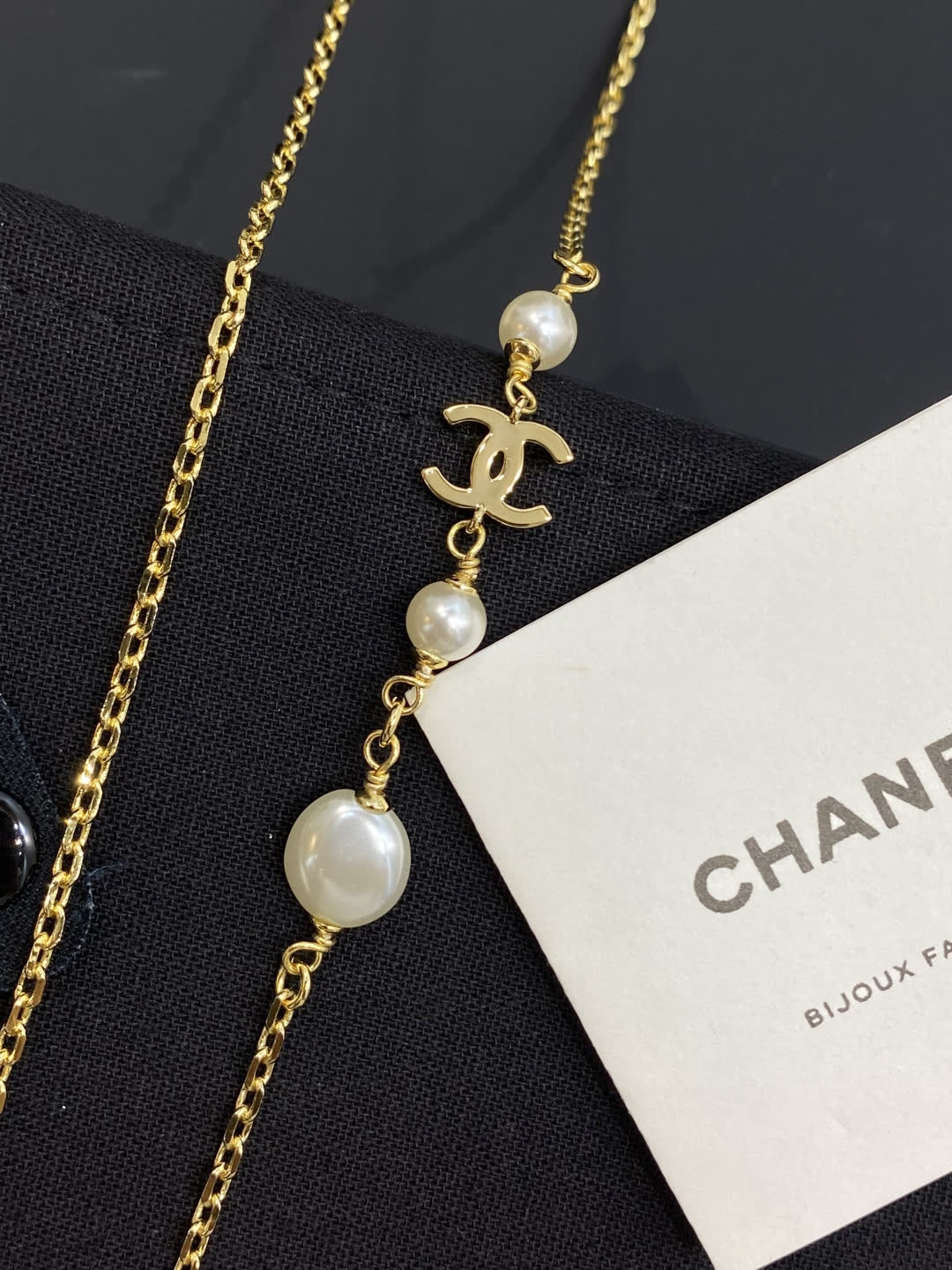 Chanel Pearl and Flower Chain Necklace