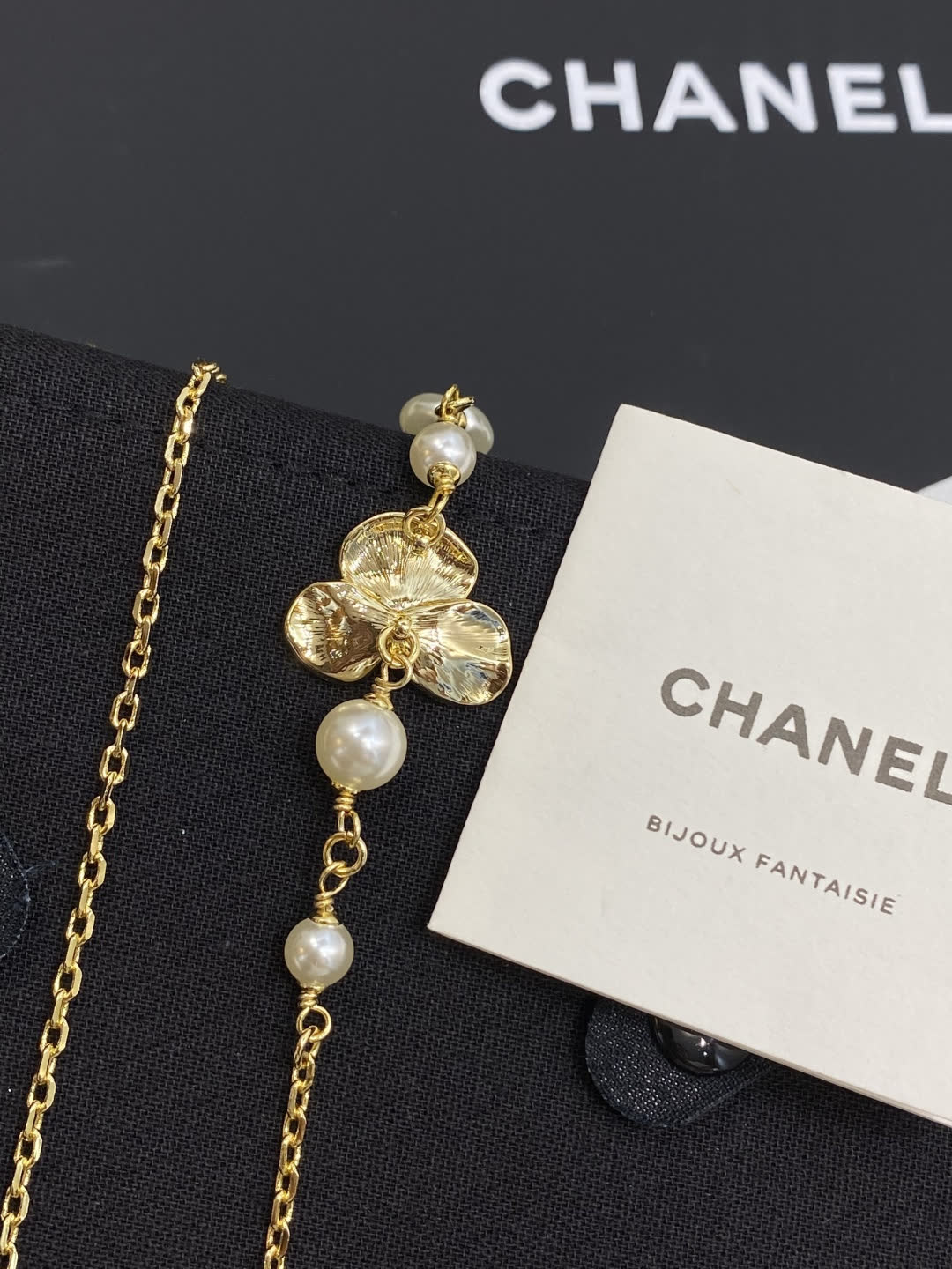 Chanel Pearl and Flower Chain Necklace