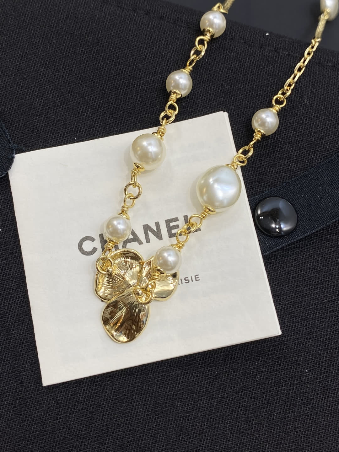 Chanel Pearl and Flower Chain Necklace