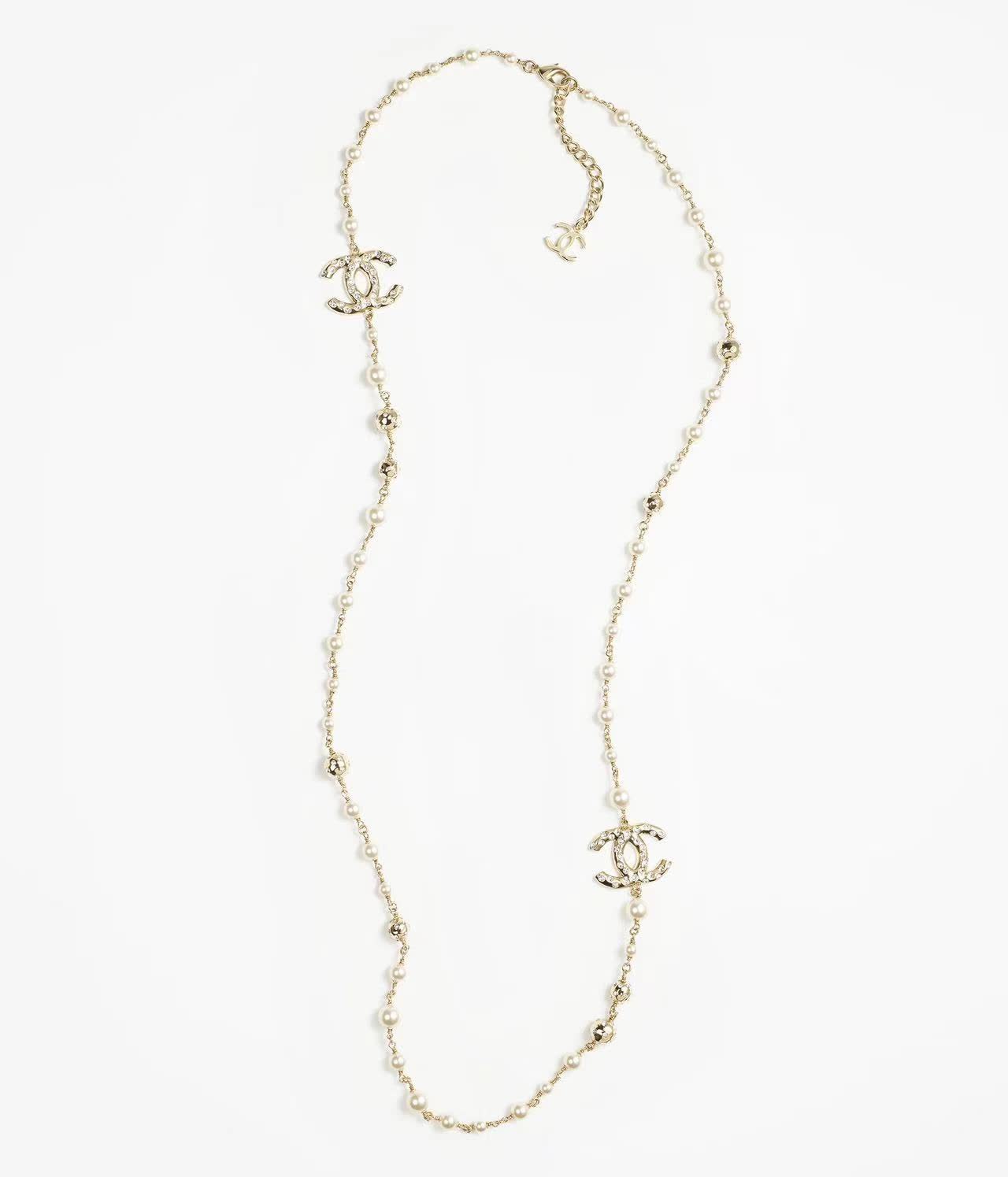 Chanel CC Pearl Necklace