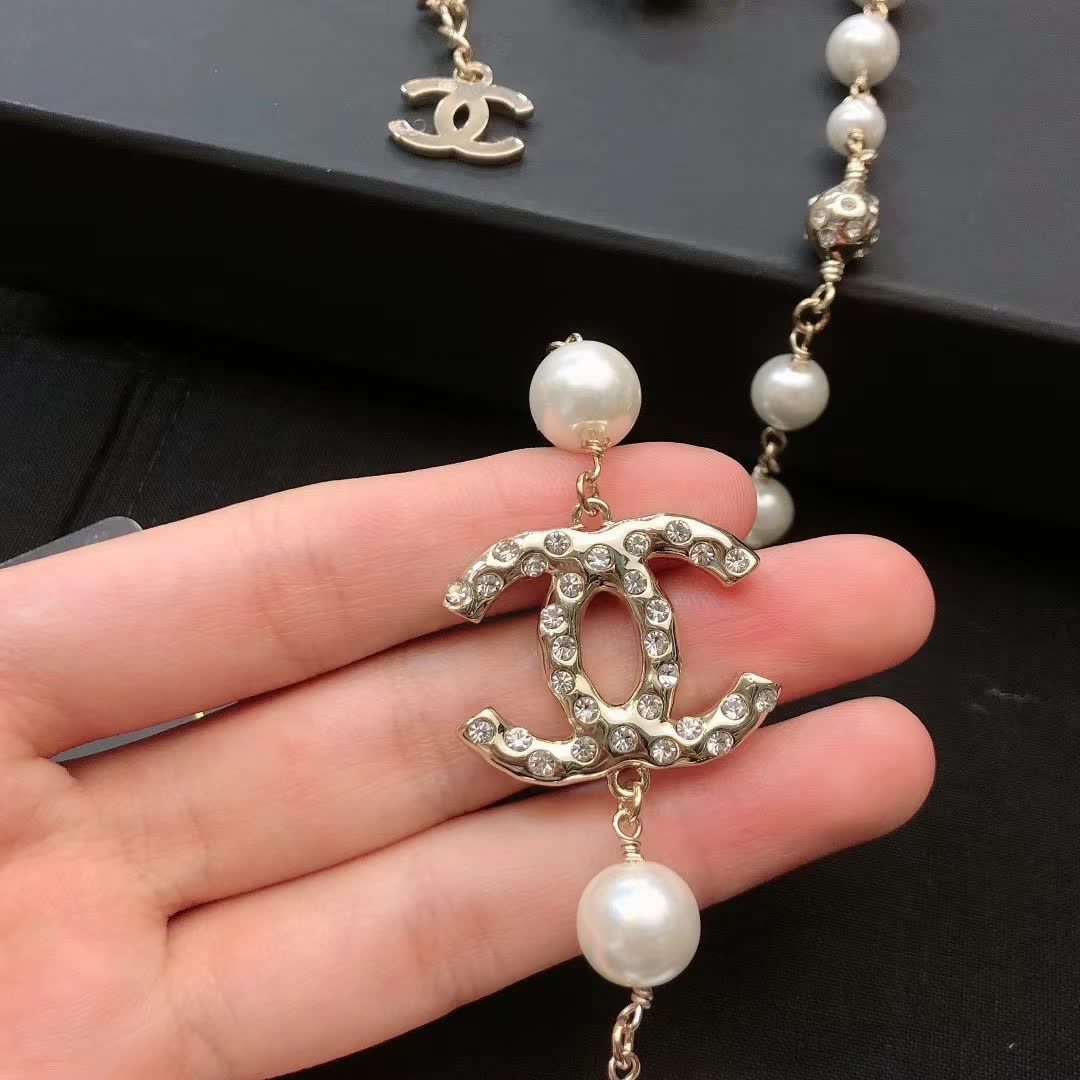 Chanel CC Pearl Necklace