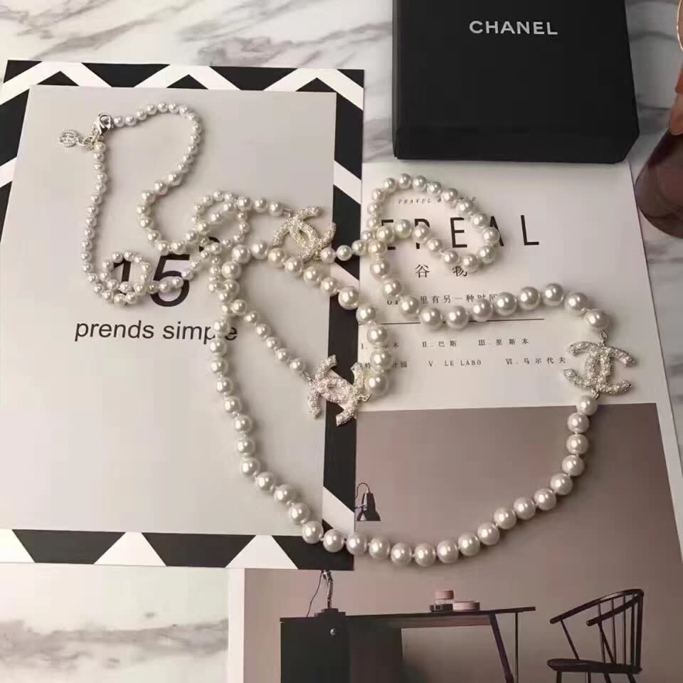 Chanel Pearl Necklace with CC Logo