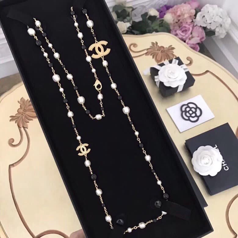 Chanel Pearl and CC Logo Necklace