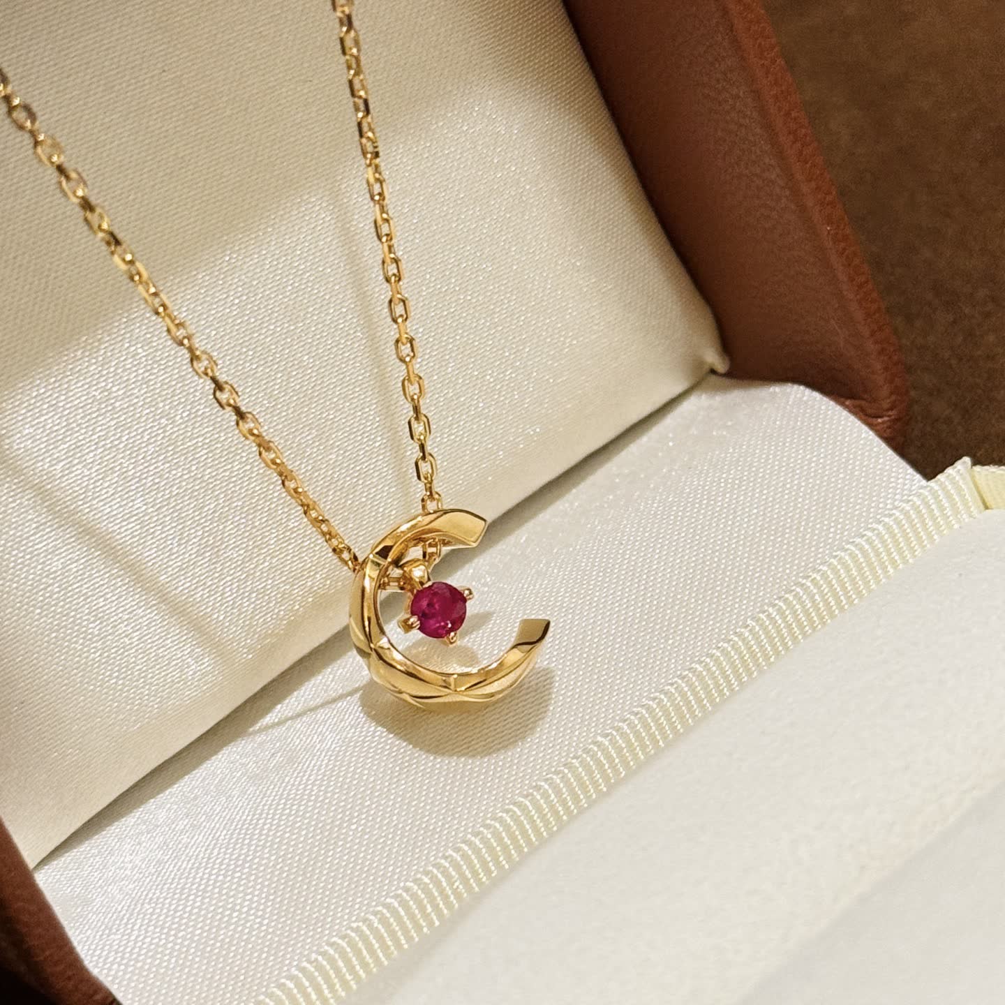 Gold Crescent Moon Ruby Pendant Necklace Gold Crescent Moon Ruby Pendant Necklace