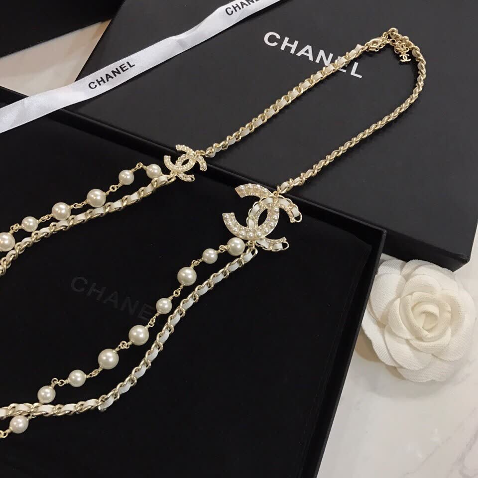 Chanel CC Logo Pearl Chain Necklace