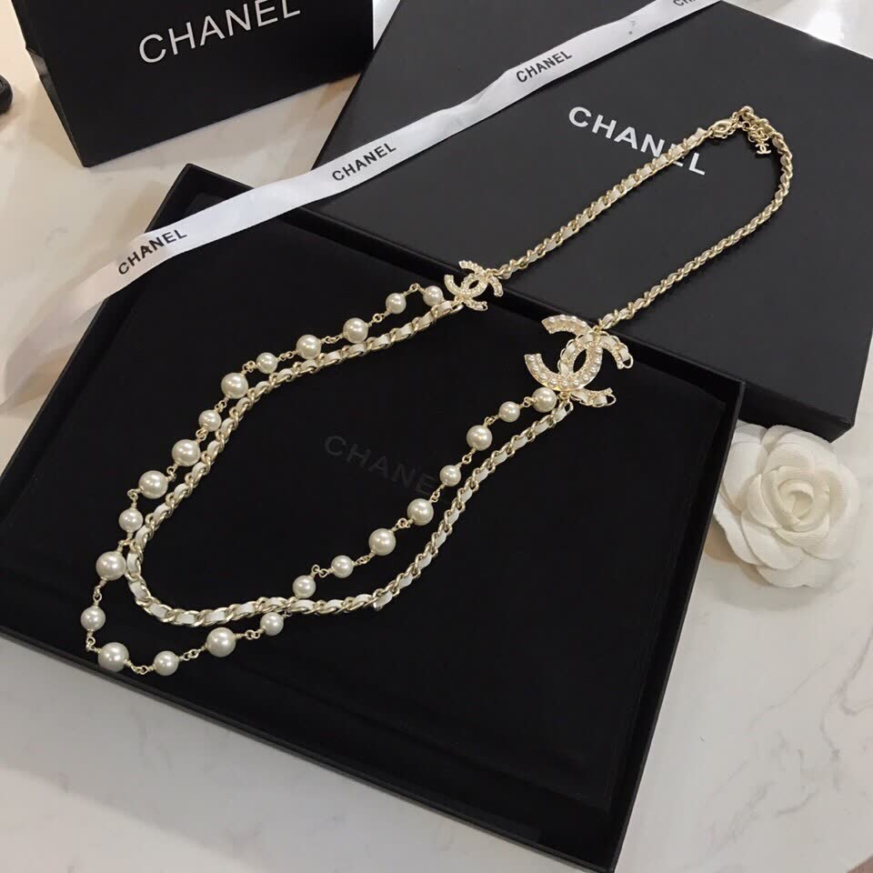 Chanel CC Logo Pearl Chain Necklace
