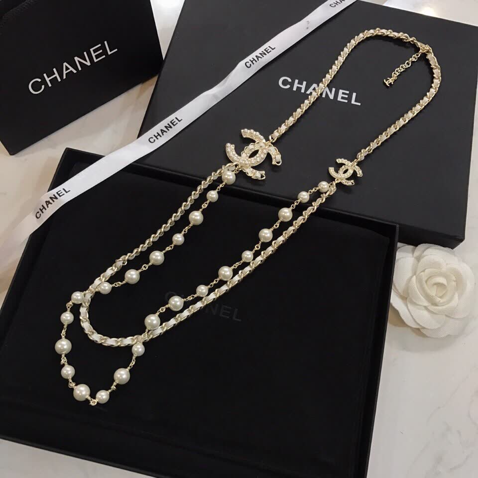 Chanel CC Logo Pearl Chain Necklace