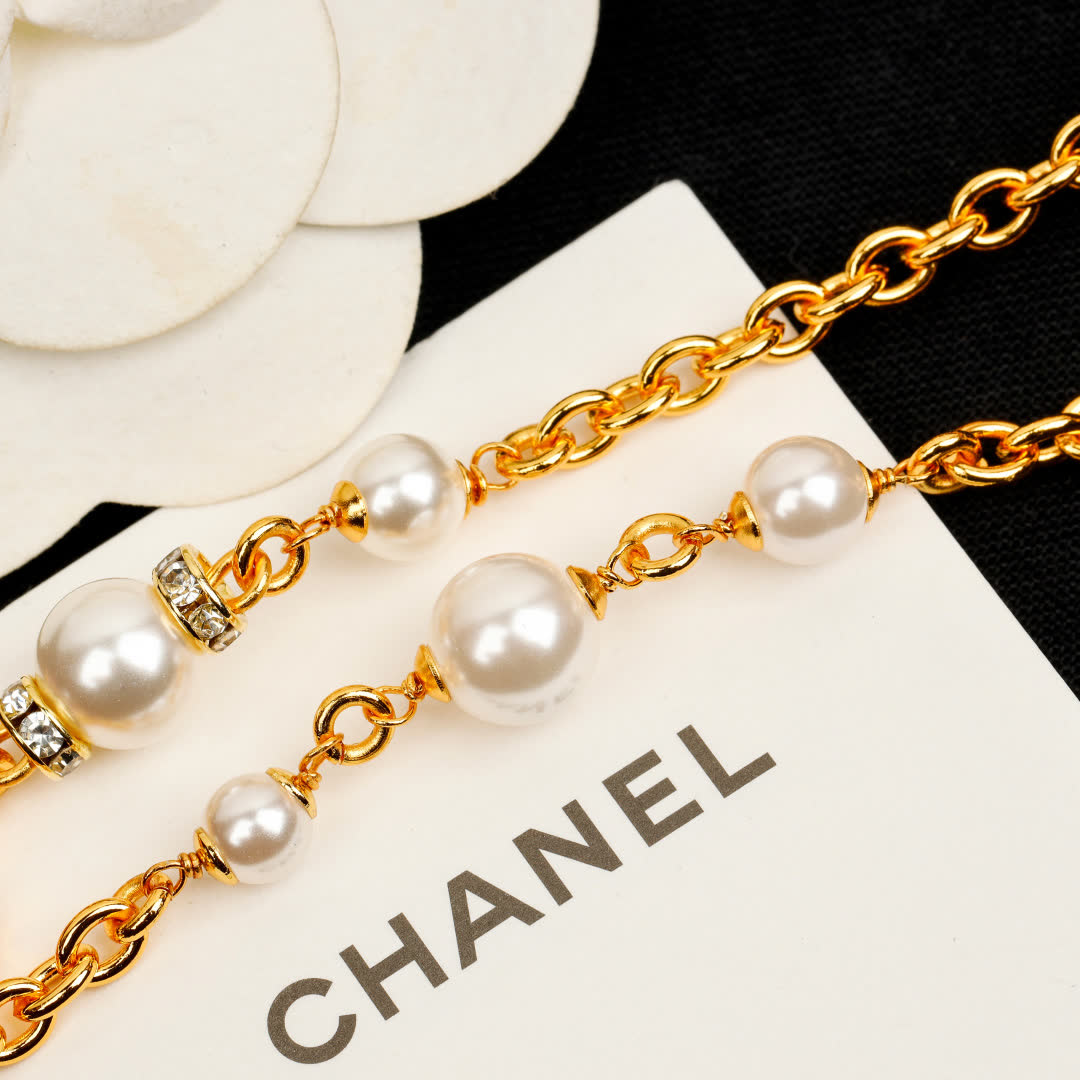 Chanel CC Pearl Necklace