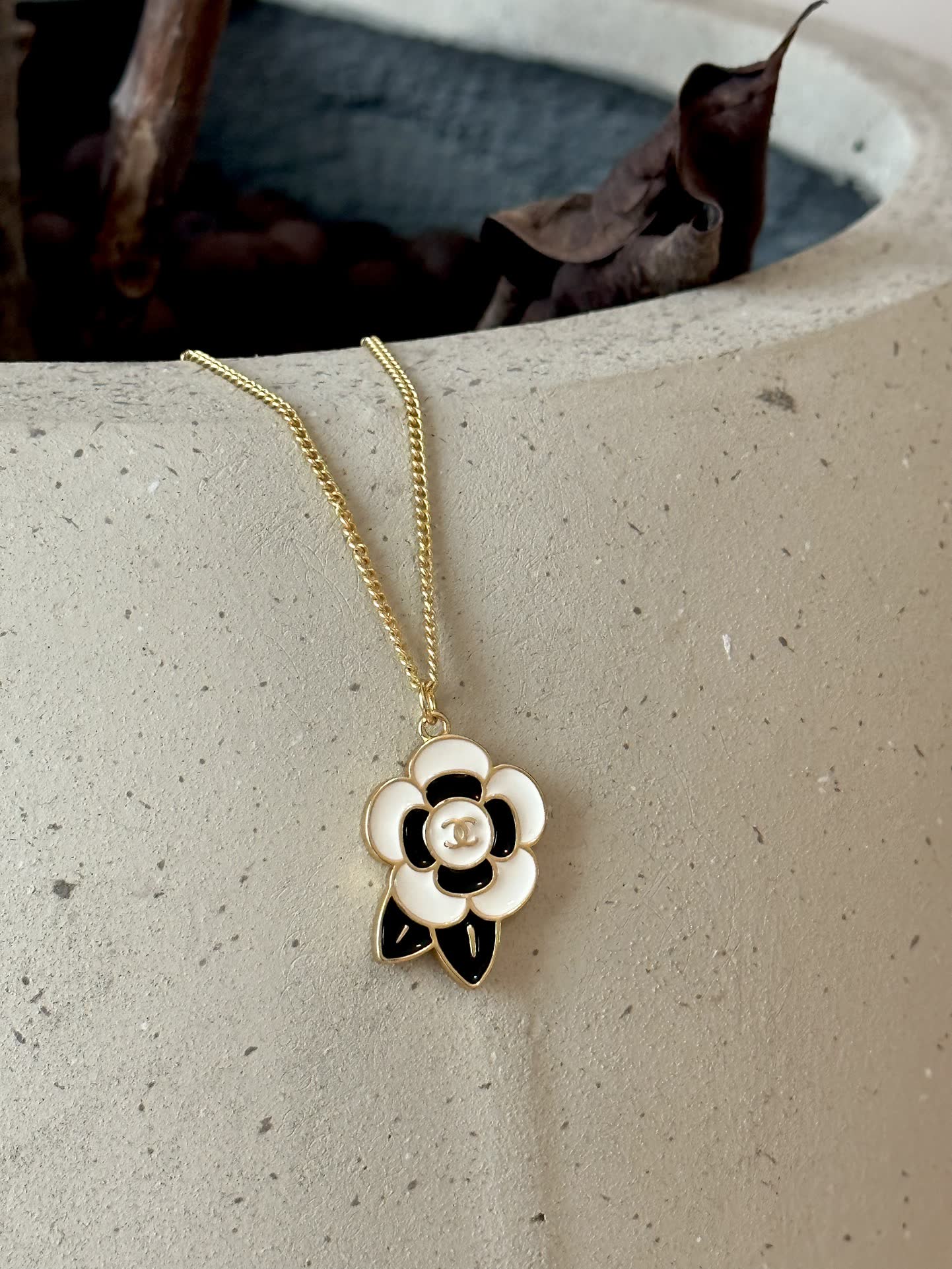 Chanel Camellia Gold and Enamel Necklace