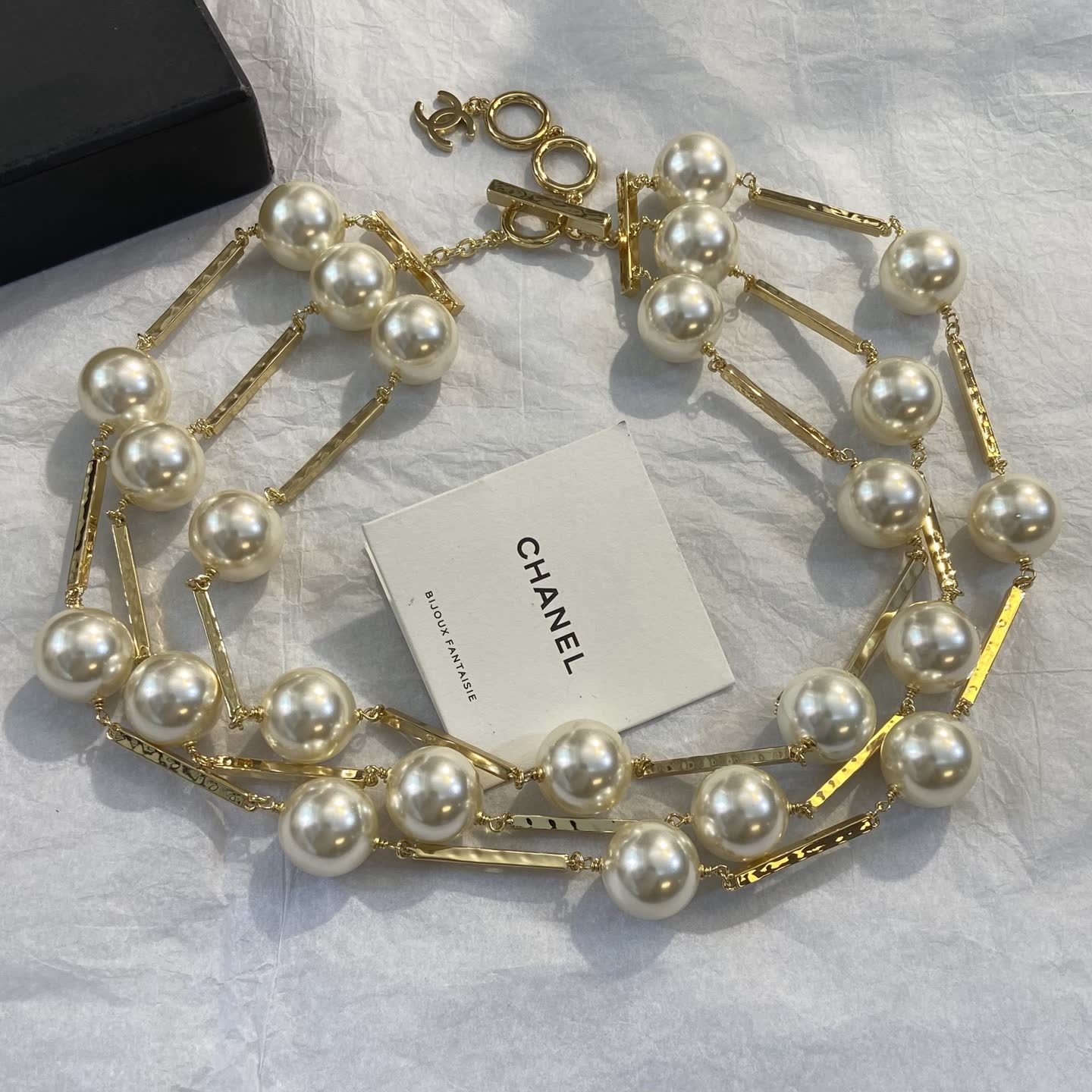 Chanel Bijoux Fantaisie Pearl Necklace Chanel Bijoux Fantaisie Pearl Necklace