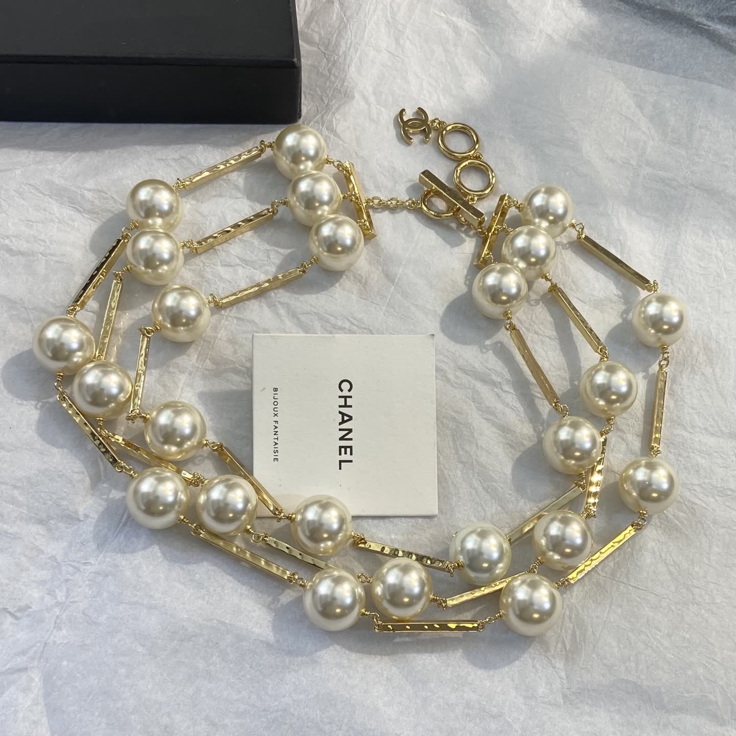 Chanel Bijoux Fantaisie Pearl Necklace