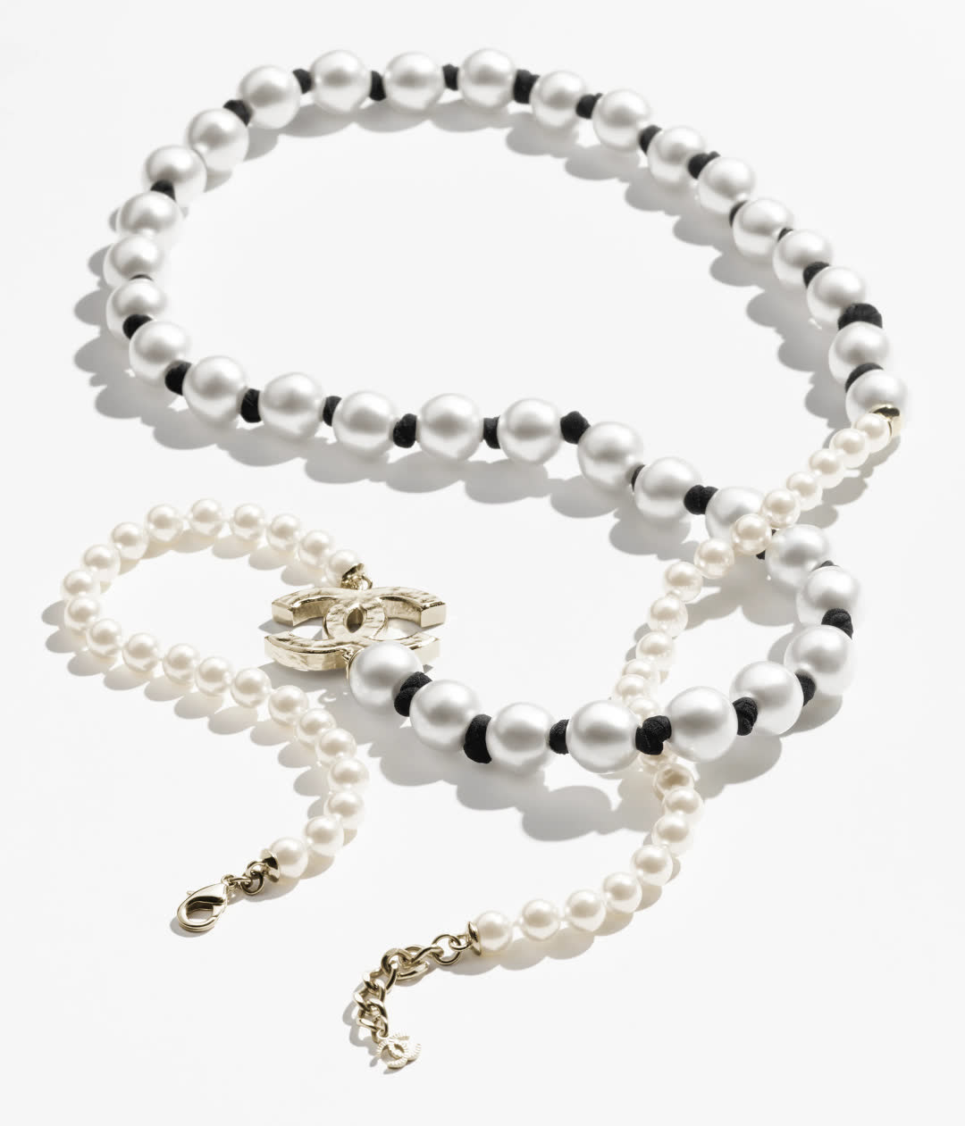 Chanel Pearl Necklace with CC Logo