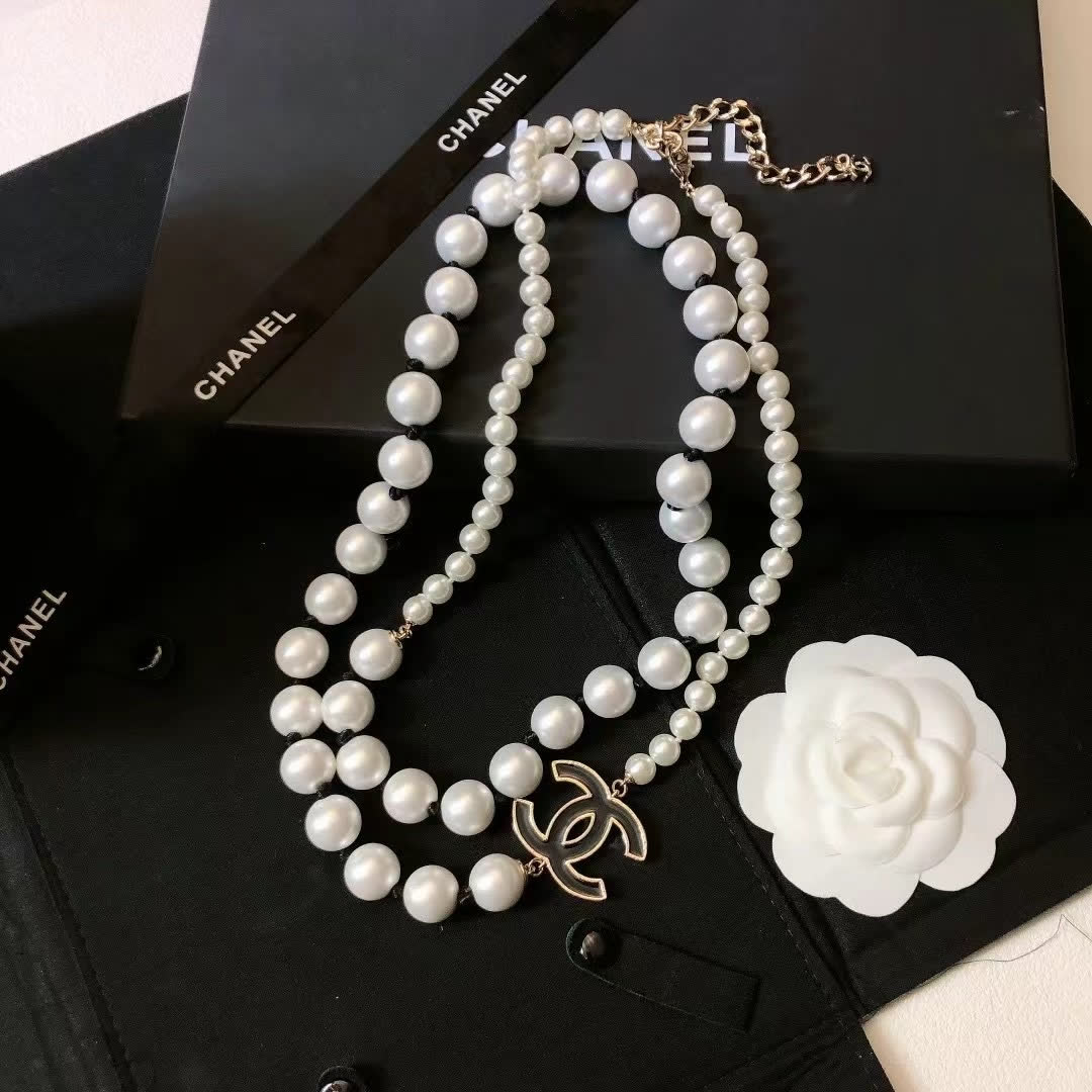 Chanel Pearl Necklace with CC Logo