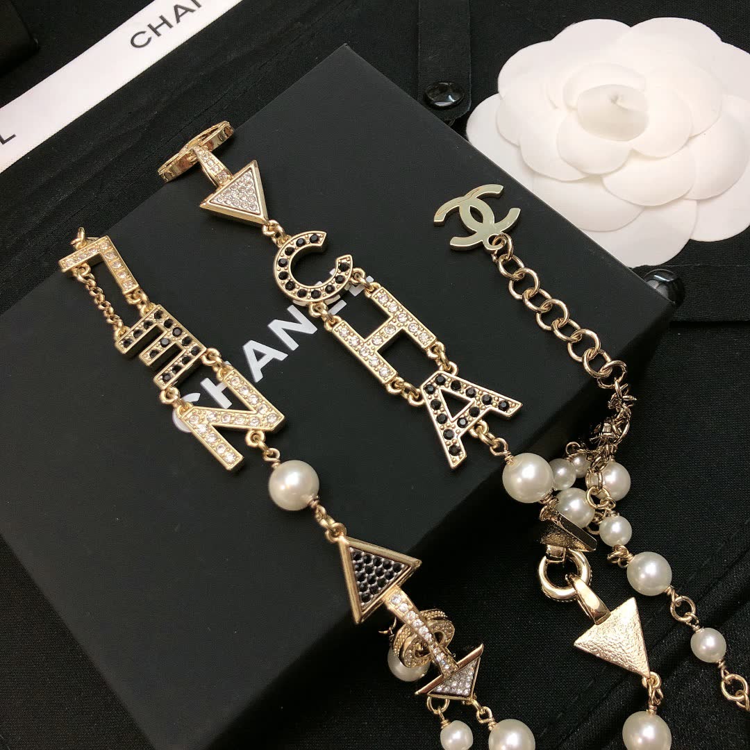 Chanel CC Logo & Triangle Beaded Necklace