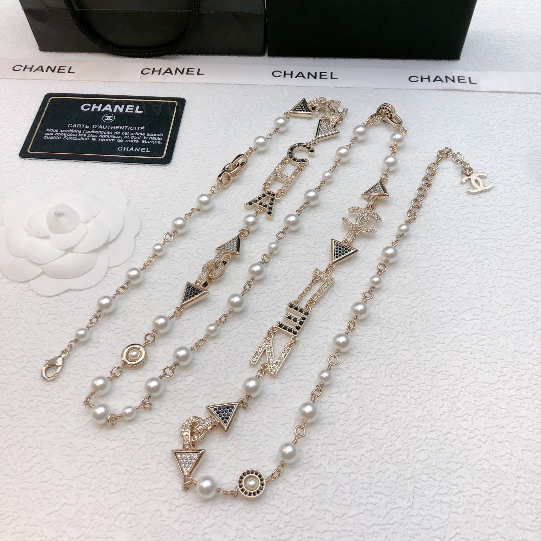 Chanel CC Logo & Triangle Beaded Necklace
